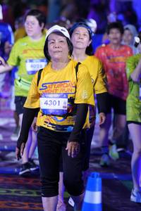 BIB: 4024, 4301, 431
                            <button type="button" onclick="openModal(26233617)" class="btn btn-primary btn-sm float-right btn-popup" data-toggle="modal" data-target=".modal-high-quality">
                        <i class="fas fa-shopping-cart"></i> Add to Cart
                    </button>
                                            <button type="button" onclick="isThisMe(26233617, true)" class="btn btn-success btn-sm float-right btn-popup btn-isme hidden" data-toggle="tooltip" data-placement="bottom" title="นี่คือรูปของคุณใช่ไหม คลิกที่นี่เพื่อเอาเข้าอัลบั้ม">
                        <i class="fas fa-plus"></i> Add to album
                    </button>
                    <button type="button" onclick="isThisMe(26233617, false)" class="btn btn-warning btn-sm float-right btn-popup btn-isnotme hidden">
                        <i class="fas fa-ban"></i> Remove from album
                    </button>